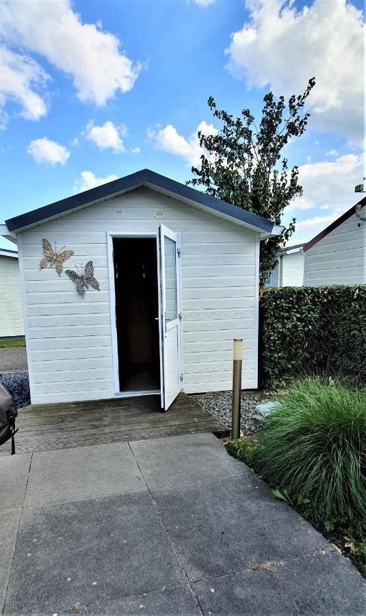 Mooi Chalet Voor Een Top Vakantie Aan Zee Biggekerke Exterior foto